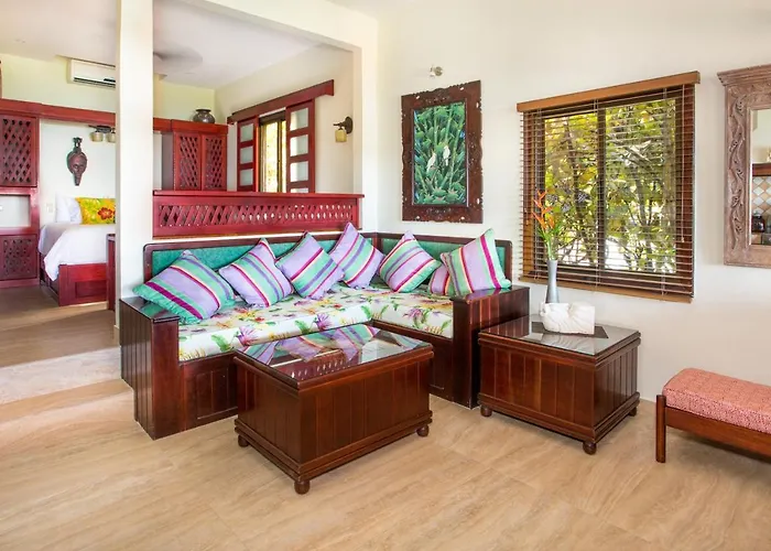Zentrales Hotel: Hotel Villas Nicolas - Adults Only