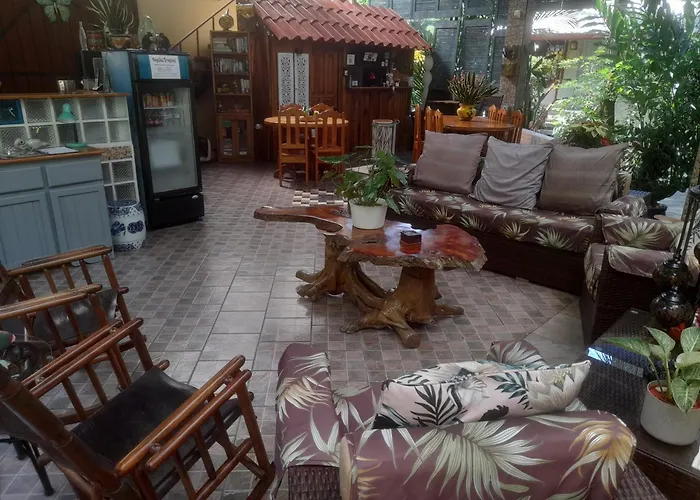 Coyaba Tropical Elegant Adult Guesthouse